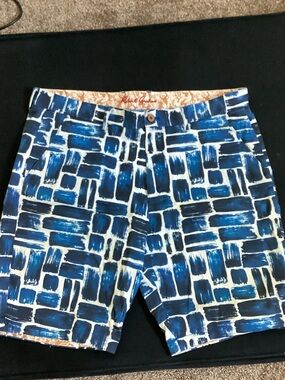 Robert Graham White Shorts with Bold Blue Brushstroke Print